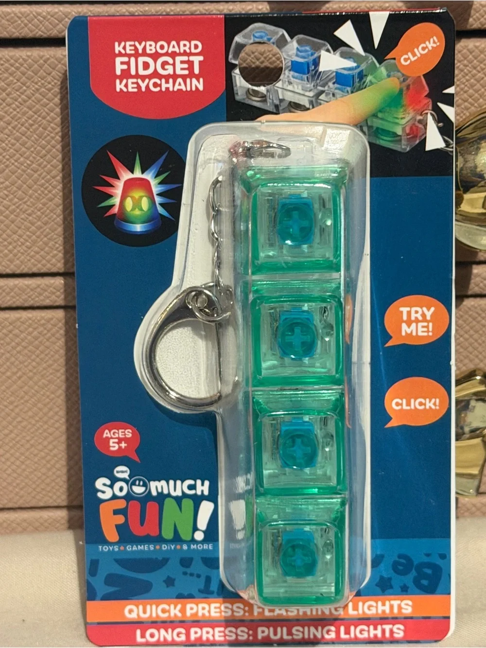 Keyboard Fidget Keychain Quick Press Flashing Lights, NWT